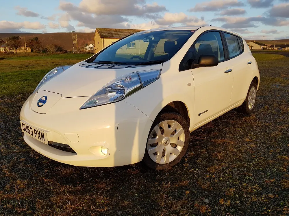 nissan leaf visia